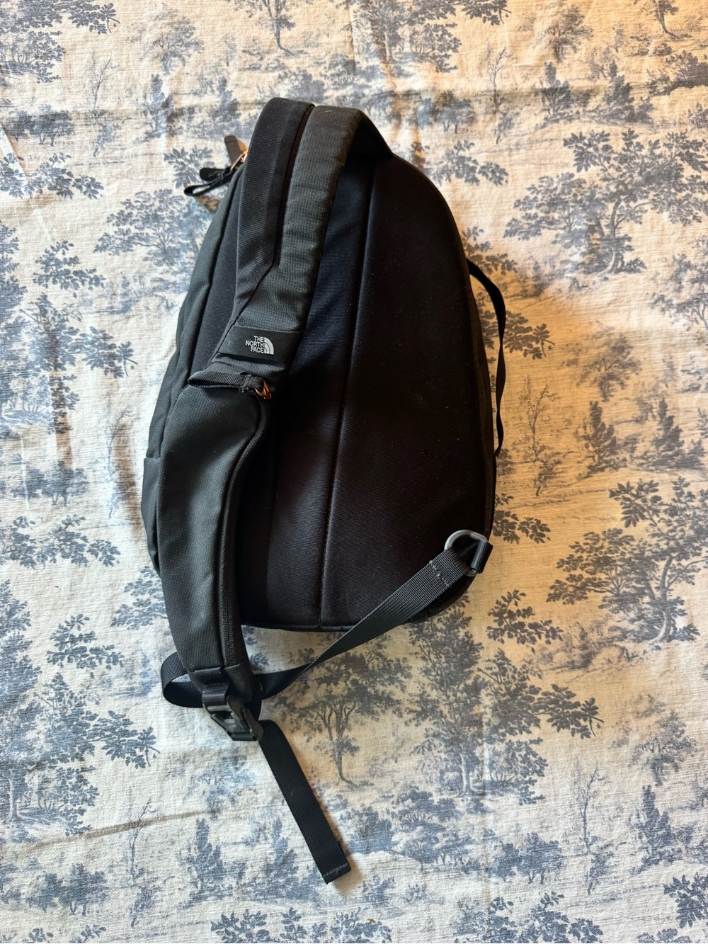 The North Face Black Sling Belt Bag - Picture 2 of 5